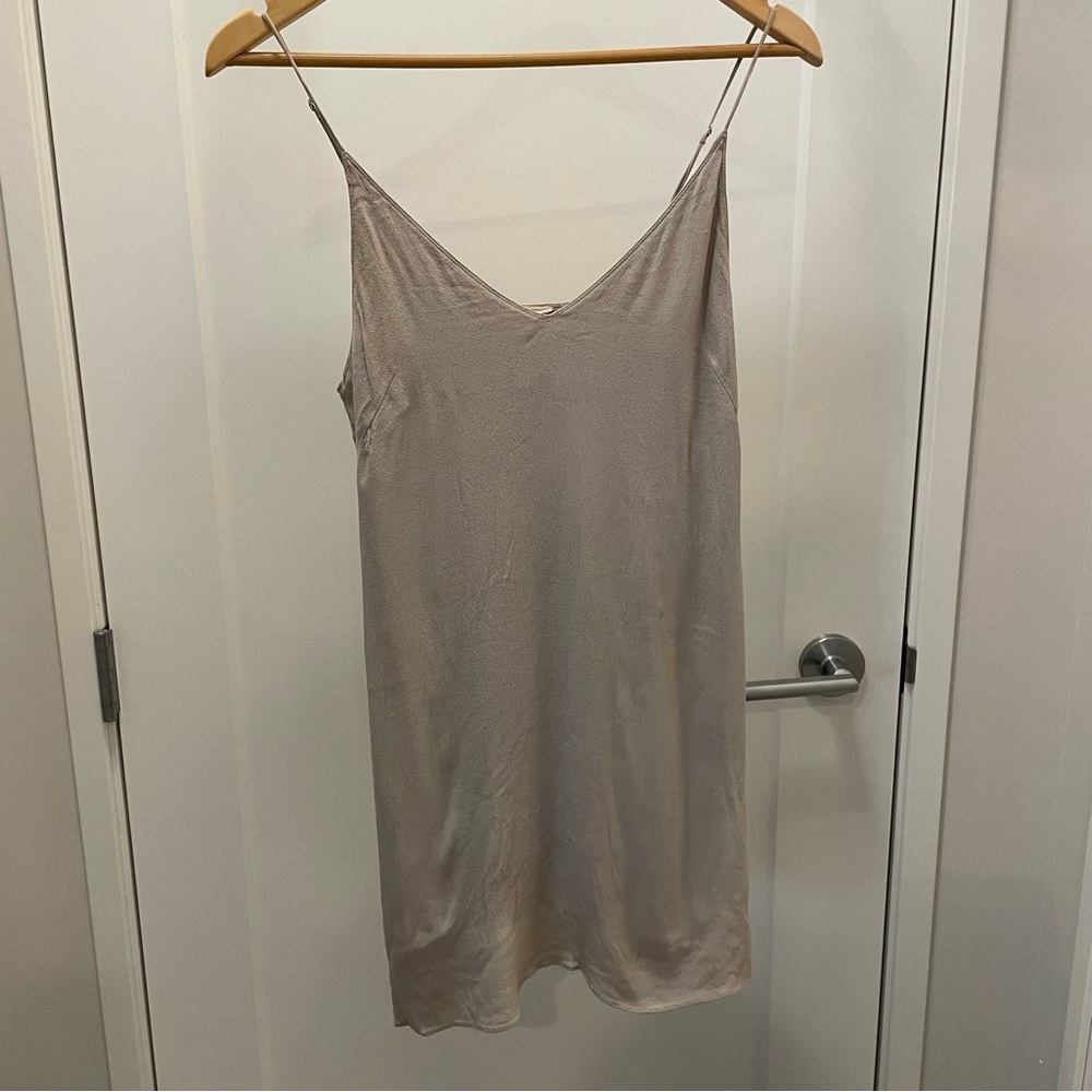 Aritzia Wilfred Free Vivienne dress - Picture 2 of 4